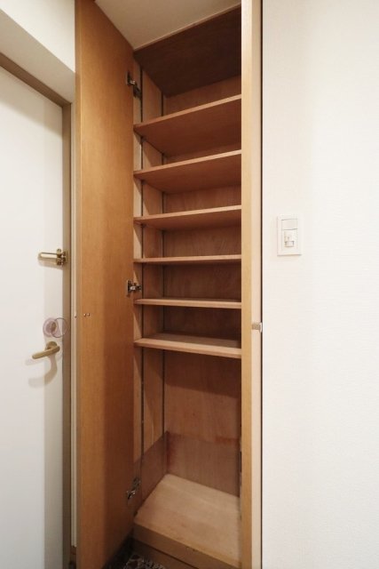 グレイスコート西麻布Ⅰ 靴入