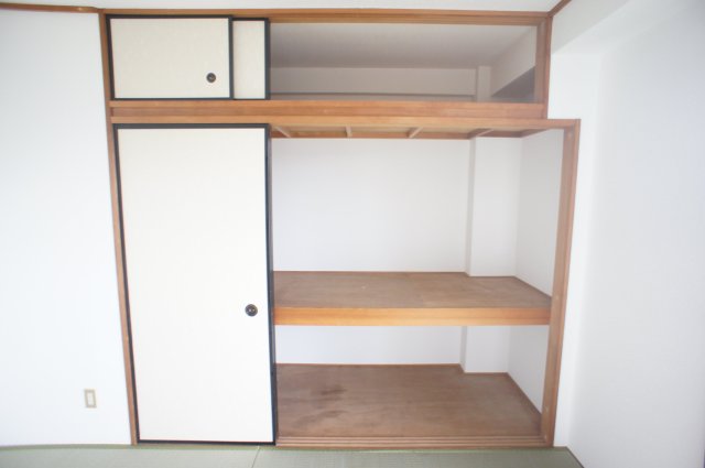 ウインド志津 収納