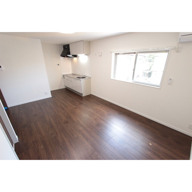 シリウス201号室 内観