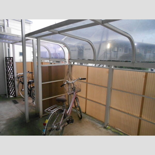 エスポワール海和 駐輪場