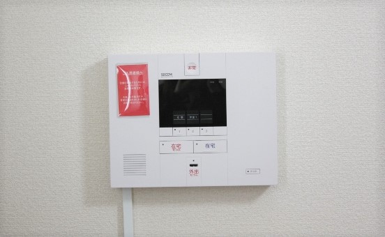 レオパレスシャルマン北越谷Ⅴ 玄関