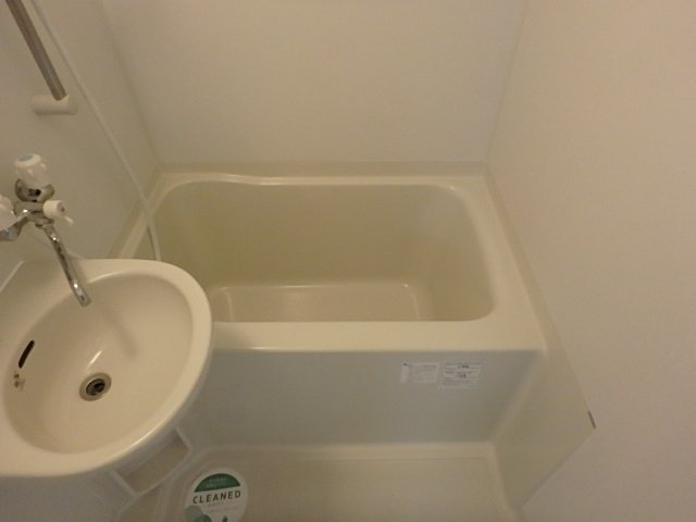 プレール・ドゥーク神田404号室 同建物別部屋の参考画像