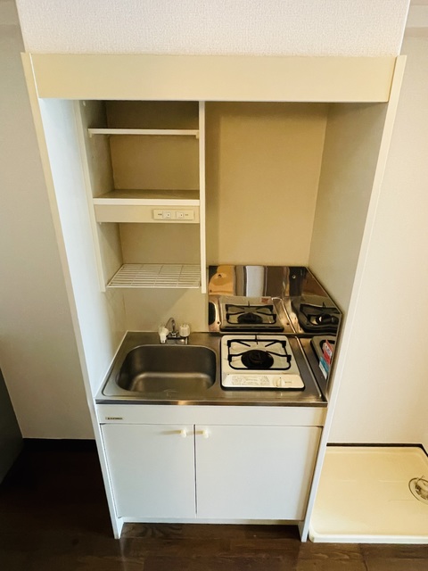 Ｂｉｇ　Ｔｈｒｏｕｇｈ キッチン