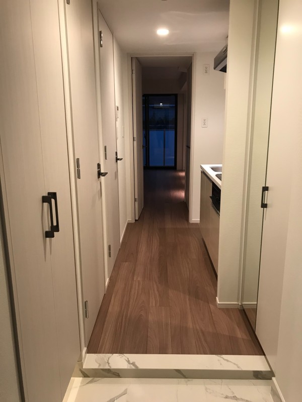 クレイシア目黒都立大学 玄関