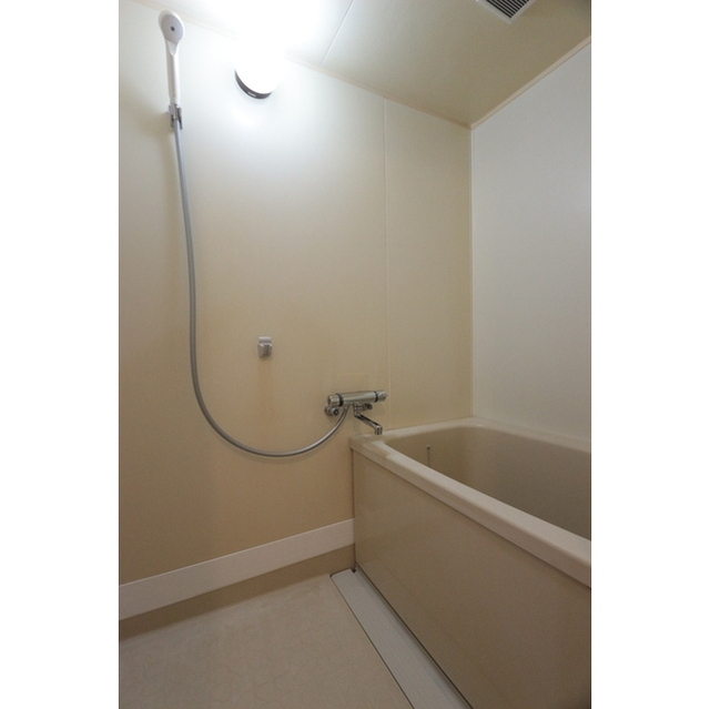 レジデンスM奥津203号室 同建物別部屋の参考画像