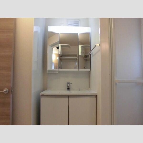 サクラハイツ202号室 ♪洗髪洗面化粧台♪