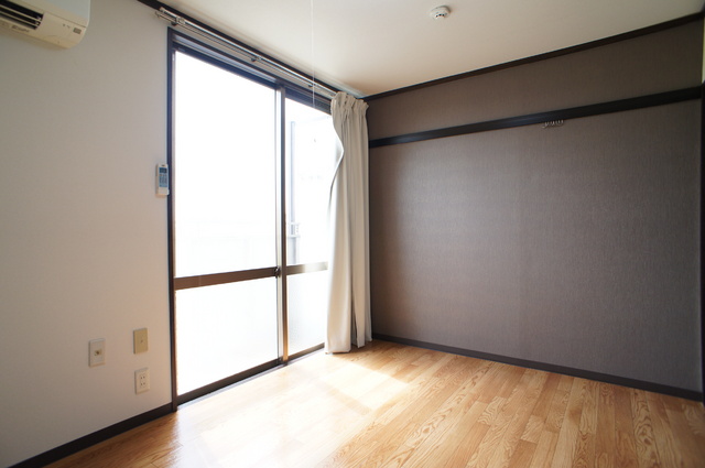 フォーブル幕張Ⅰ 居室1