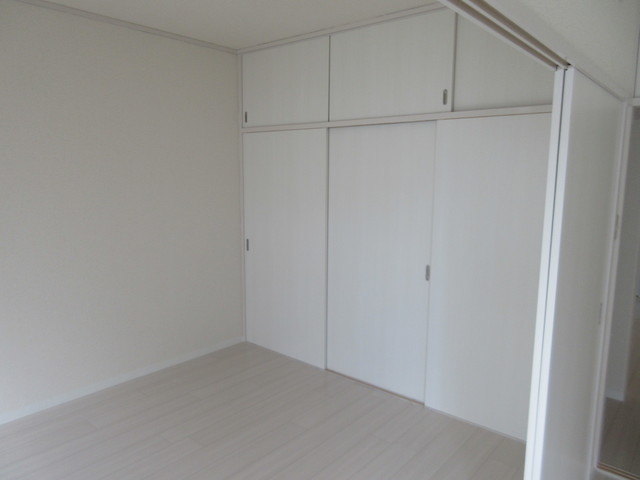 シャトー鶴ヶ峰Ａ棟0202号室 洋室２　※現況優先