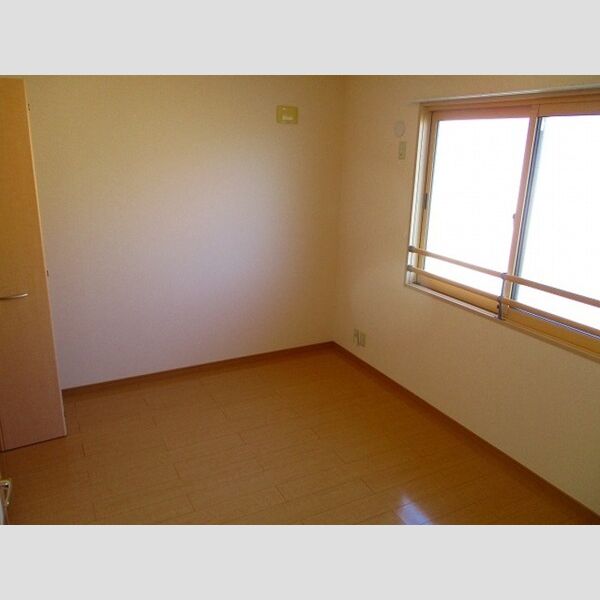 ヴィラ パルテール203号室 居室