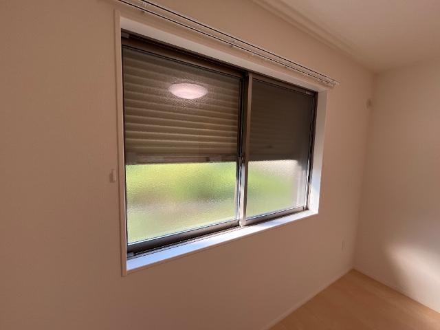 （仮称）柏市篠籠田　新築アパート 窓シャッター（イメージ）