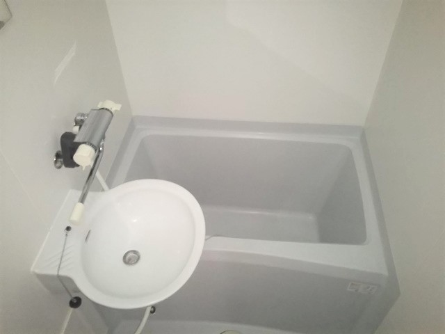 レオパレス船橋湊町308号室 浴室乾燥機