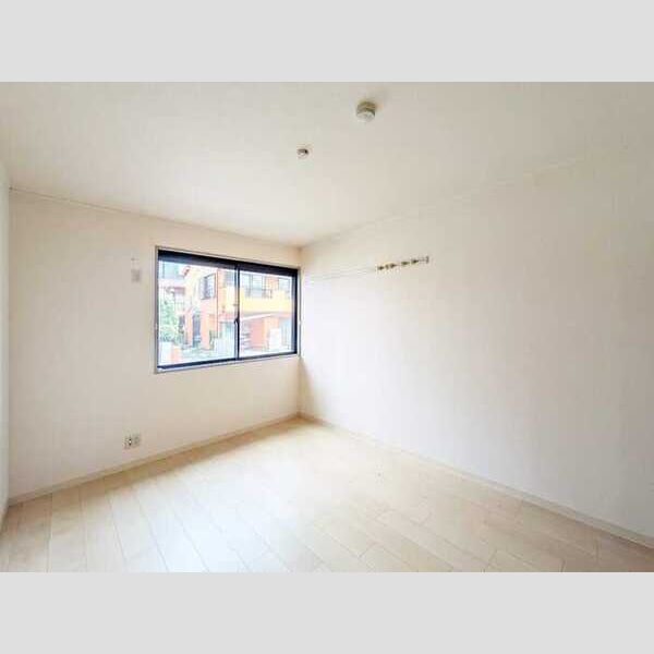 メゾン・ソレイユ103号室 洋室