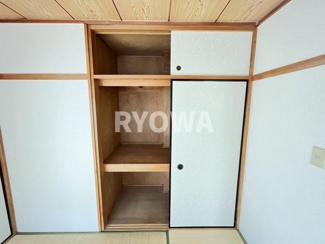 山崎マンション 掲載の写真は退去前の写真となります。