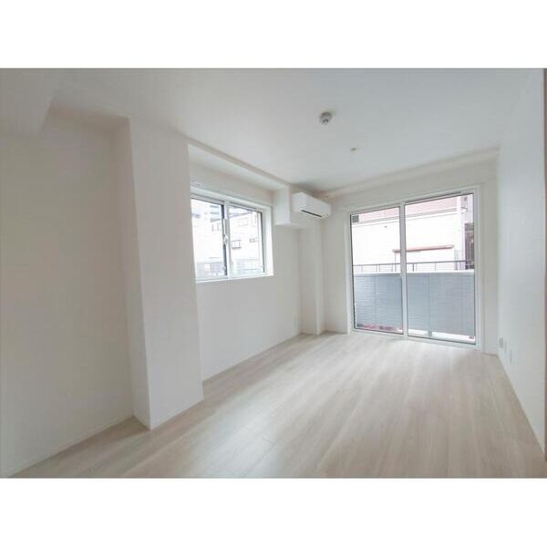 フィレ・デ・フルール106号室 リビング