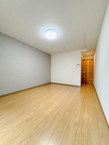 サンピア検見川 内観