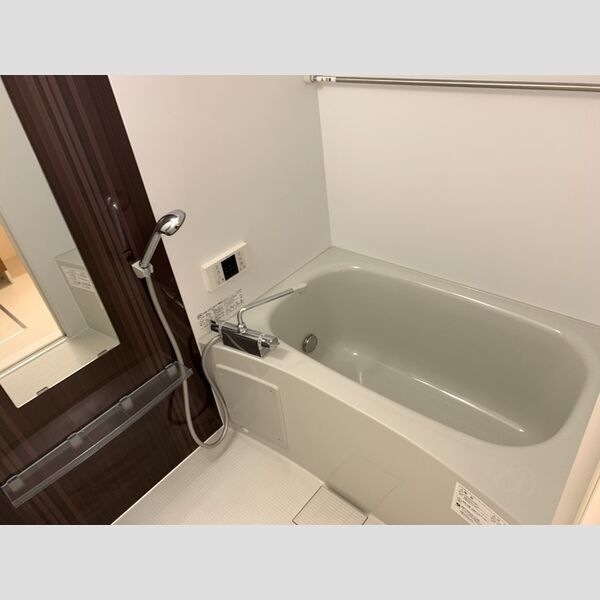 ヘリオス吉川美南　ウラノス206号室 浴室