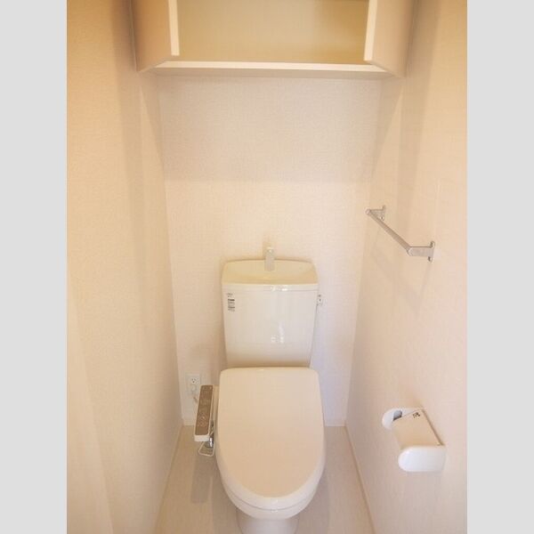 アヴェニール　Ⅰ01号室 トイレ