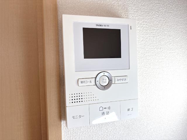 ロイヤルハイツ カメラ付インターホン
