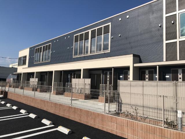 ブルックビルガーデンズⅢ 外観写真（昼）