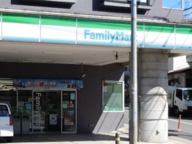 エスポワール名瀬 【コンビニエンスストア】ファミリーマート戸塚名瀬町店まで187ｍ