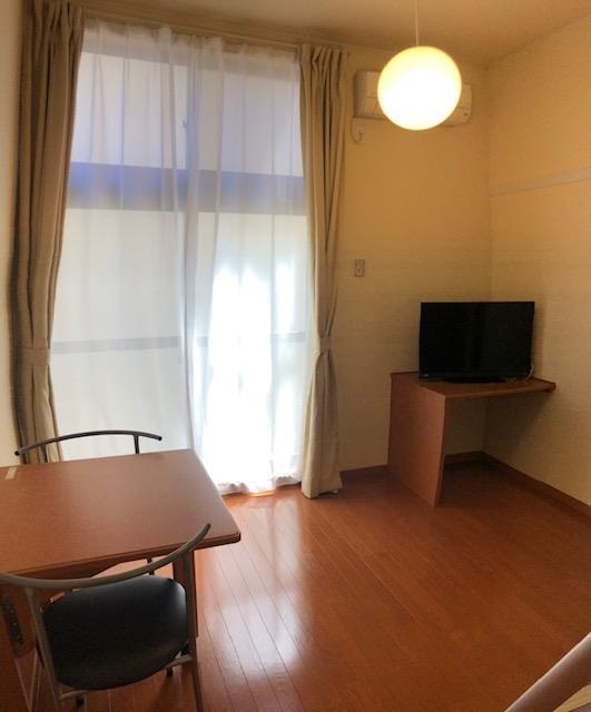 レオパレス末広 リビング