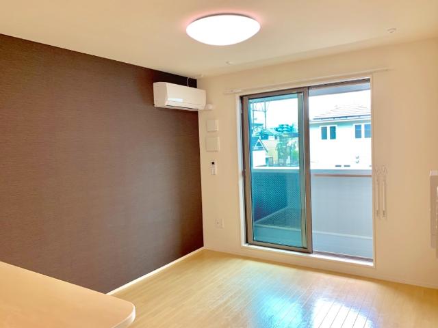 アジュール　ブラン リビング