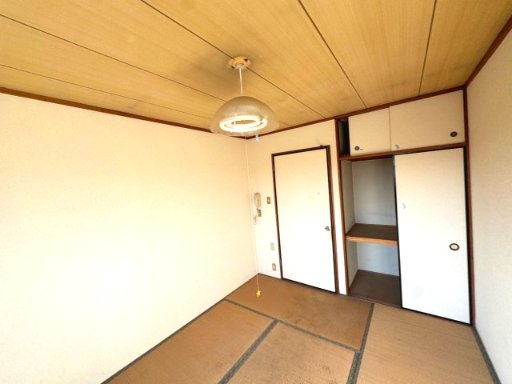 Fビル205号室 ※写真は別室です※クリーニング前の写真です