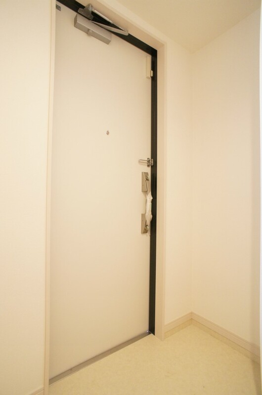 リブリ・ルピア湘南Ⅱ2階 玄関