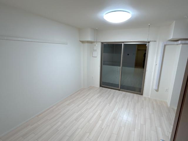 102号室