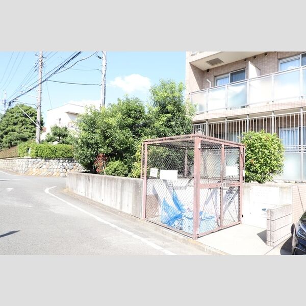 レガート湘南台 ごみ集積所