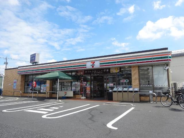 ＦＵＮ　ＬＩＦＥ　-ファンライフ- セブンイレブン足立堀之内2丁目店まで564ｍ