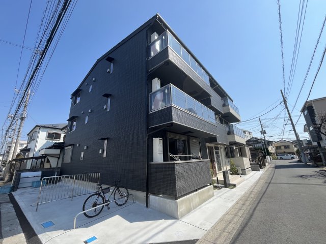 ＲＥＺＥＲＶ 外観