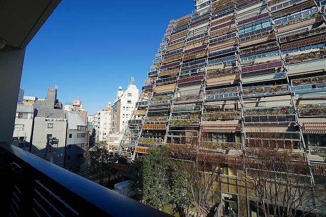 ALTERNA東池袋5階 玄関