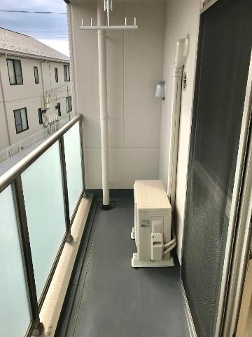 レガシープレイス片瀬102号室 ベランダ