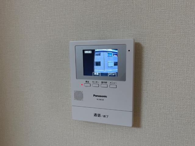 ピアリーハイム102号室 カメラ付インターホン