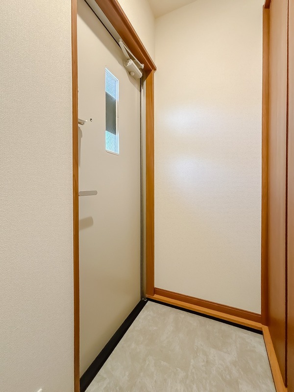 アイビスコートⅡ2階 玄関