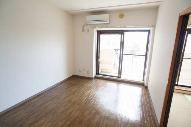オーシャンビュー参番館0207号室 同タイプののお部屋の画像です。現況が異なる場合がございますのでご了承ください。