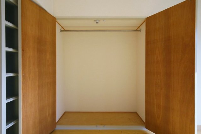 グリーンゲーブル2階 クローゼット