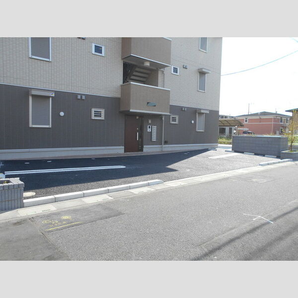 K-プレイス・レイクタウン Ⅱ 駐車場