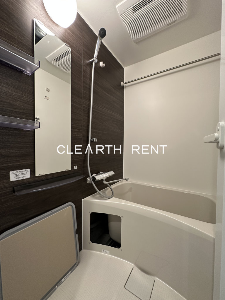 コンシェリア横濱 ＜ＳＨＩＮＫＯＹＡＳＵ＞10階 浴室乾燥機付きのバスルーム