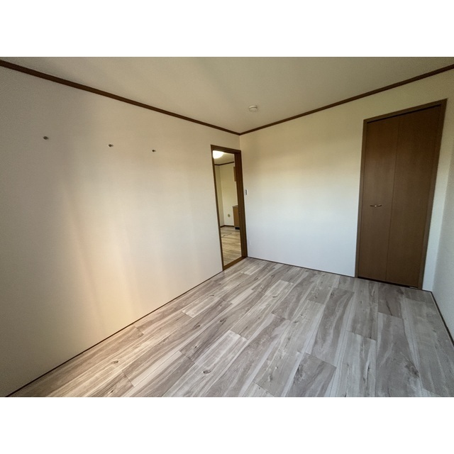 サニービレッジ1番館104号室 リビング