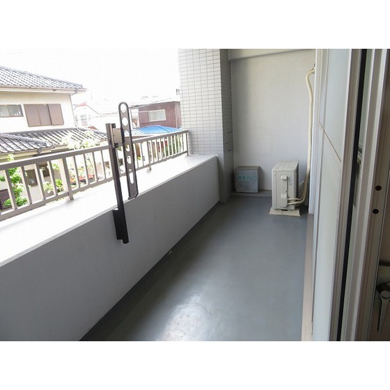 エコタワーバオバブ0201号室 バルコニー