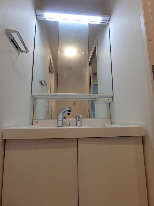 クレサール横中 洗面