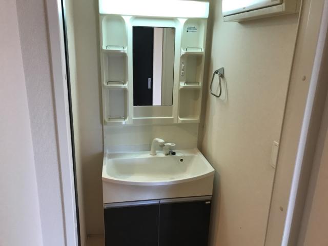 シェネ 洗髪洗面化粧台