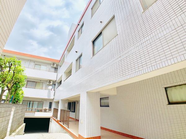 ハウスチェリー千歳台1階 外観