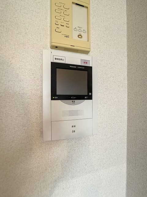 メゾンカルム横浜4階 モニター付オートロック