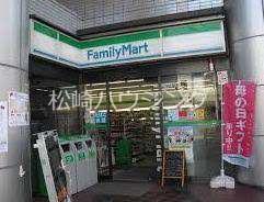 サファイア・今井 ファミリーマート中野本町六丁目店