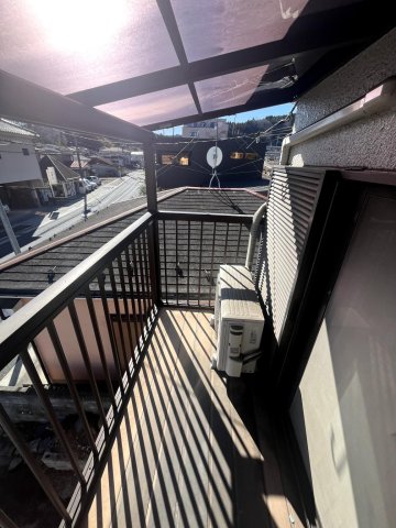 日向和田1丁目 日当たり良好の南向きバルコニー