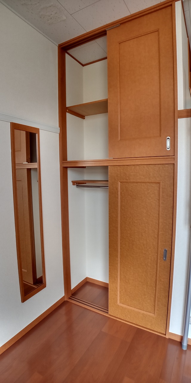 レオパレスエクセディオールⅡ クローゼット