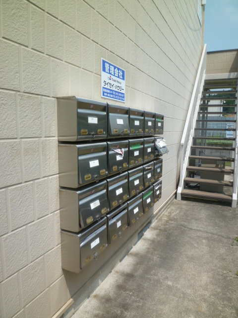 パラシオン田中0208号室 エントランス